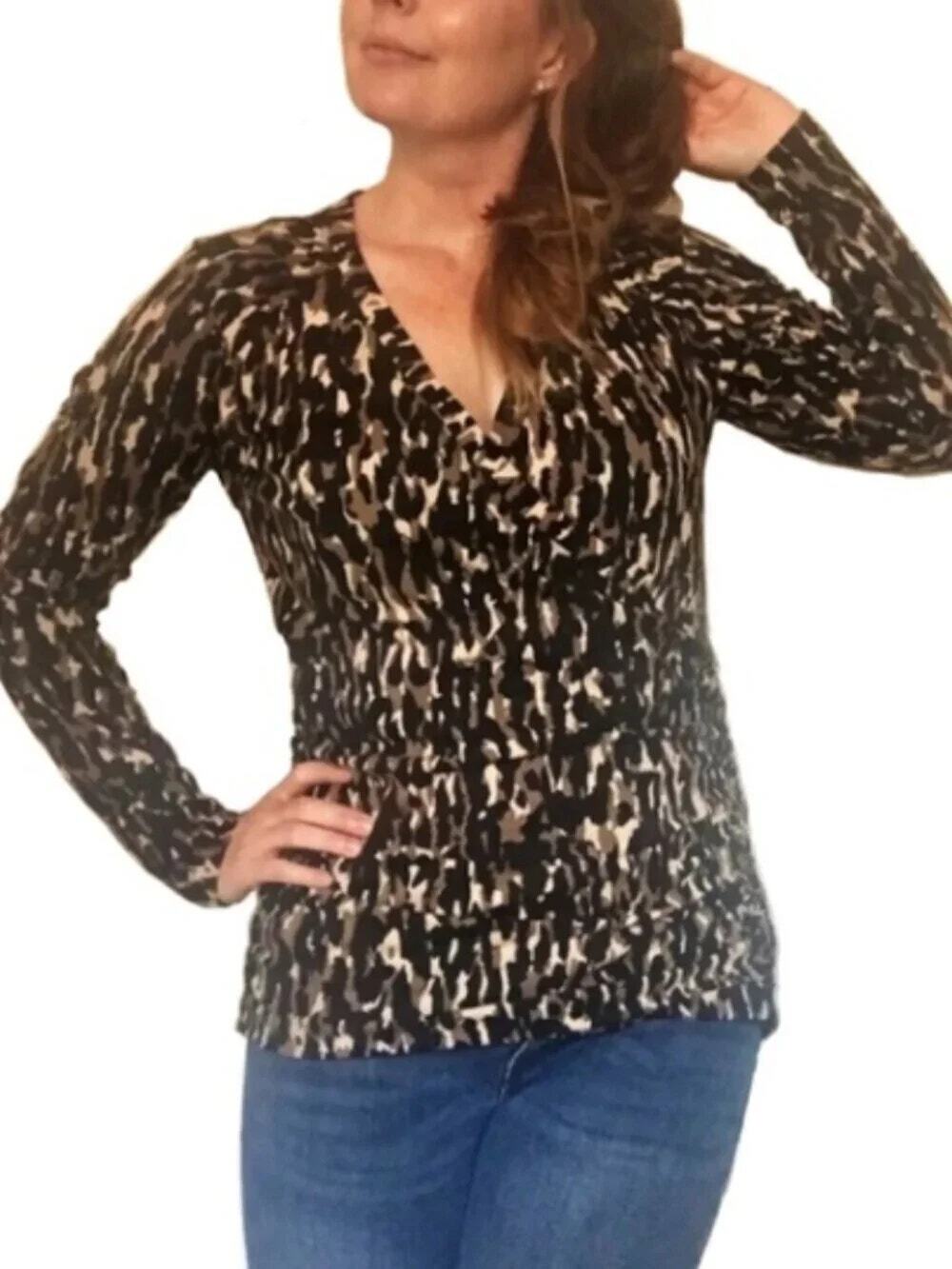 CAbi Leopard Animal print Long Sleeve Ruched V-Neck Top Women's Size Medium